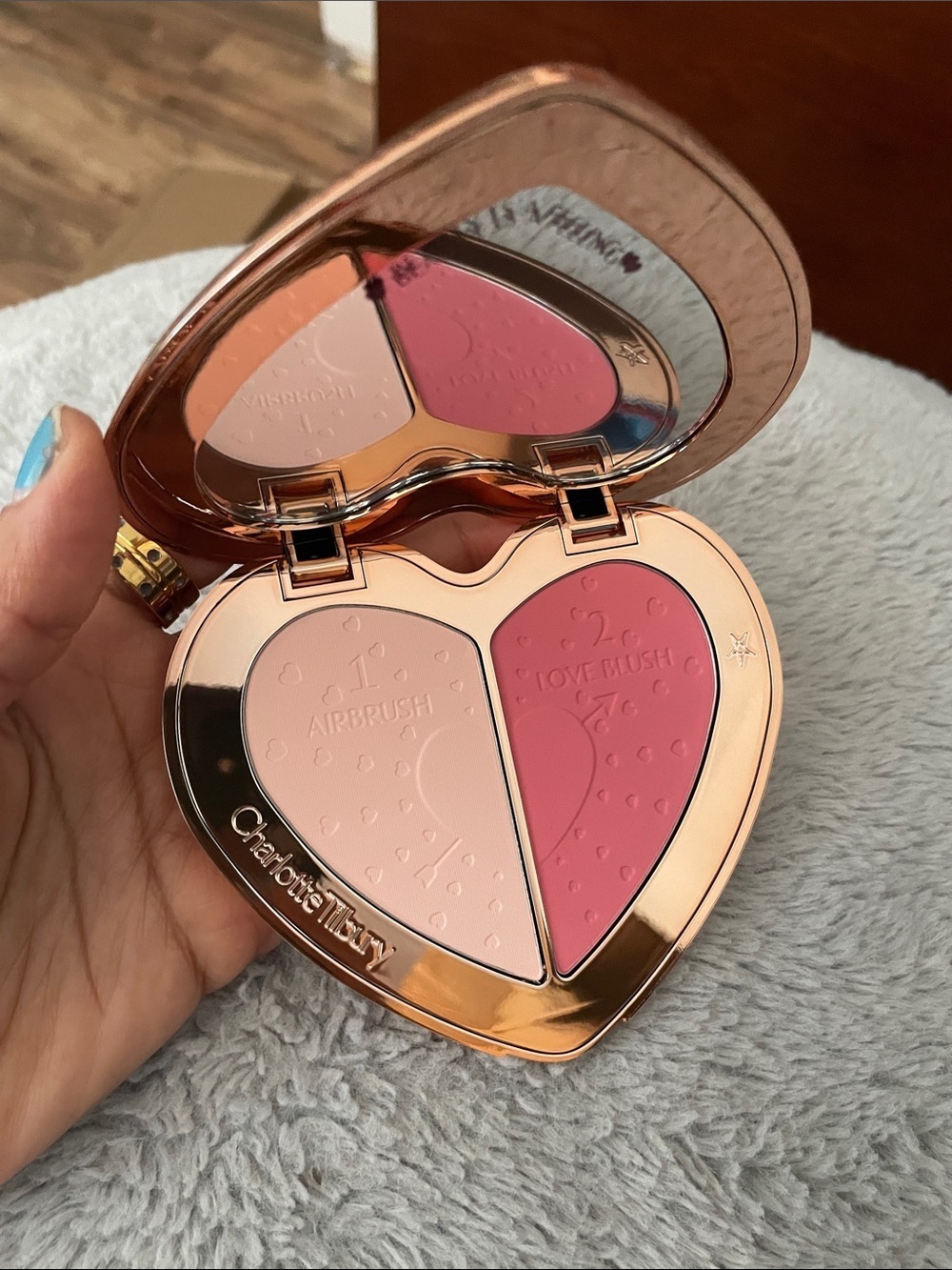 Charlotte Tilbury Heart Face Palette - Pink & Rose Gold - Picture 7 of 12